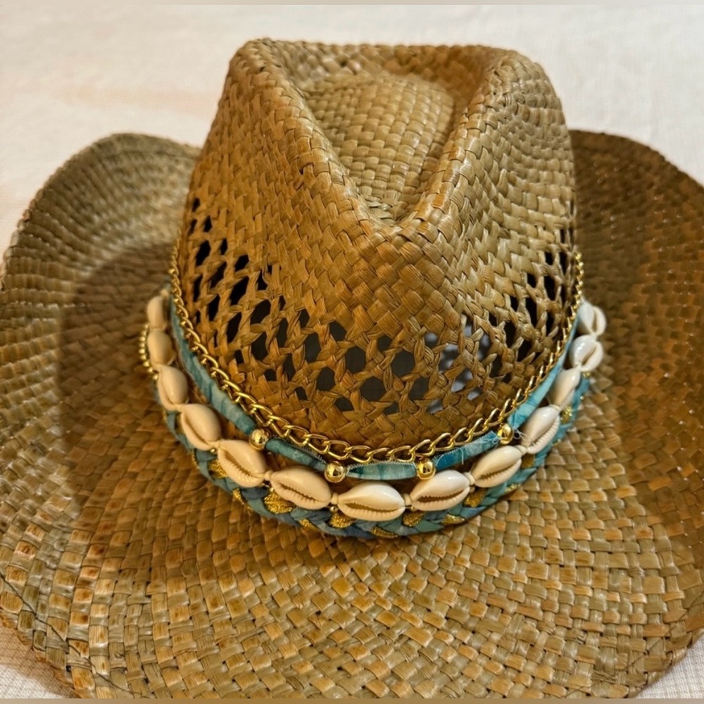 Gorgeous Chic Tan Straw Hat with Shell and Chain Details delisi co brand